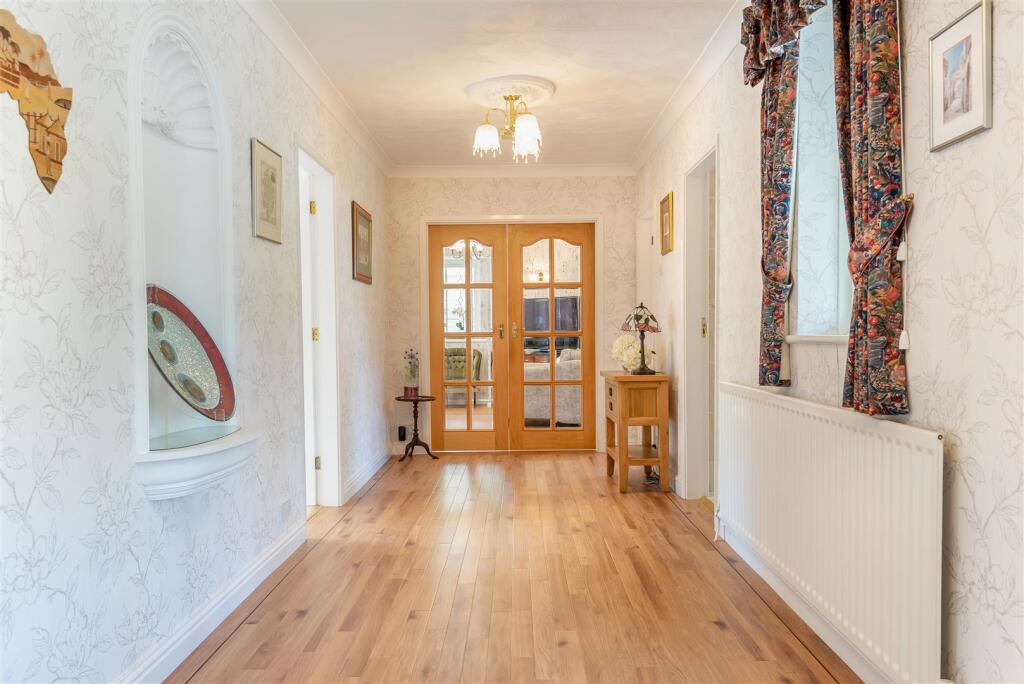 8655715-interior13.jpg