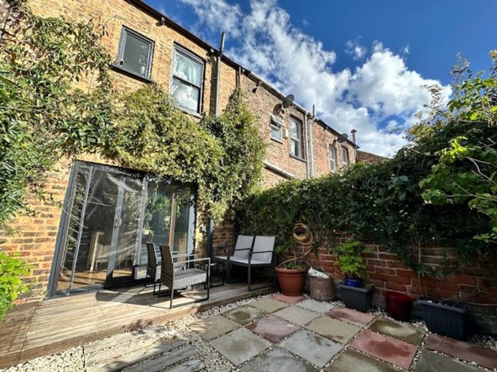 rear courtyard