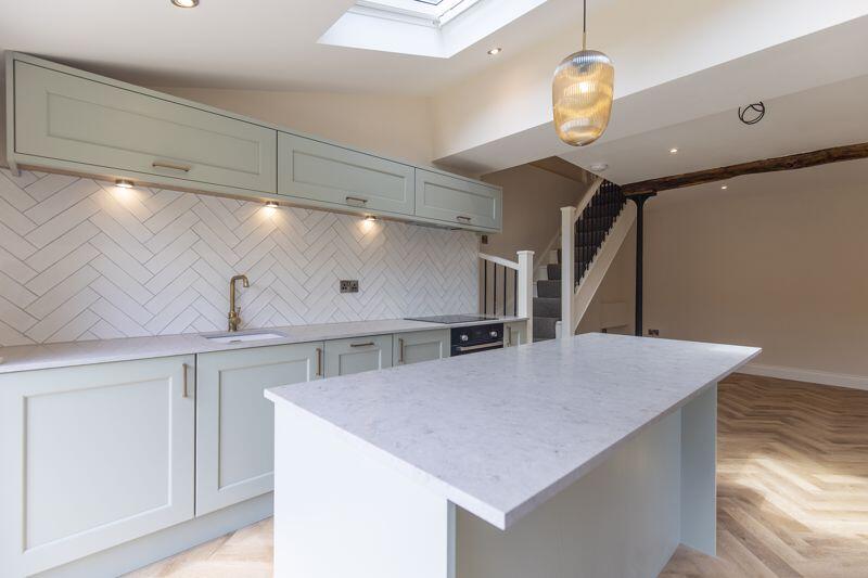 Living Room / Kitchen