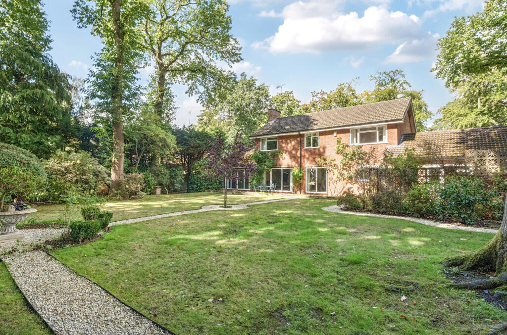 1353661-8-68c2d9f...