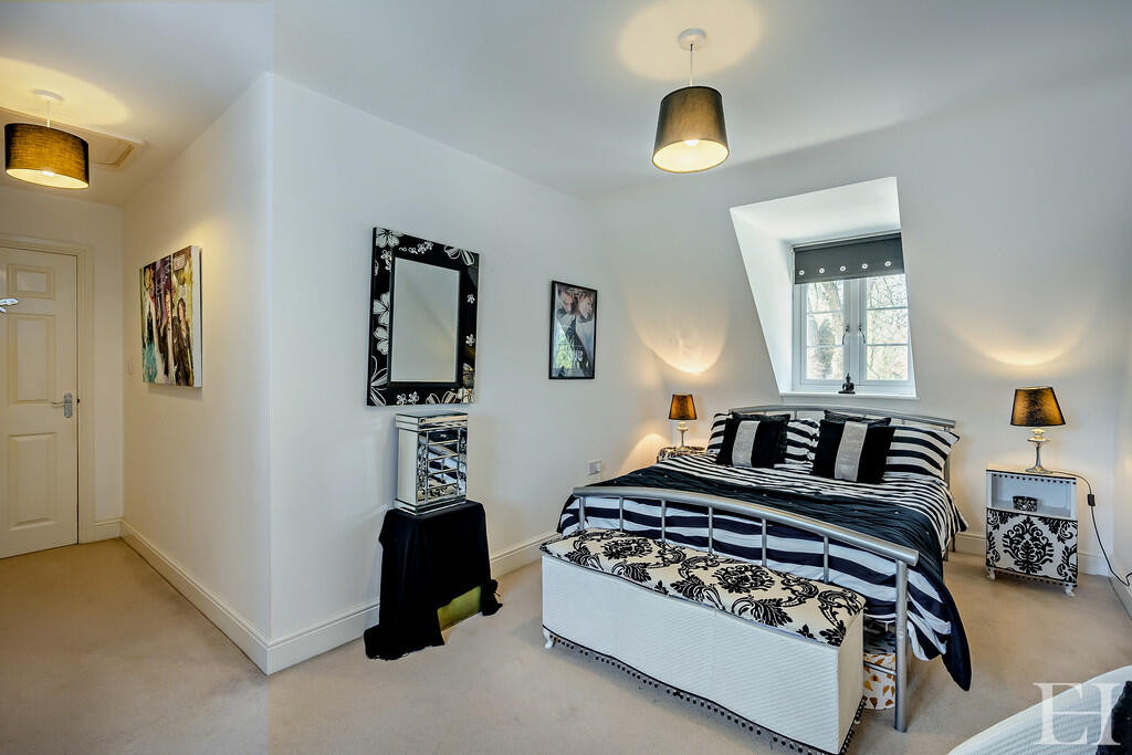 8643242-interiorW...