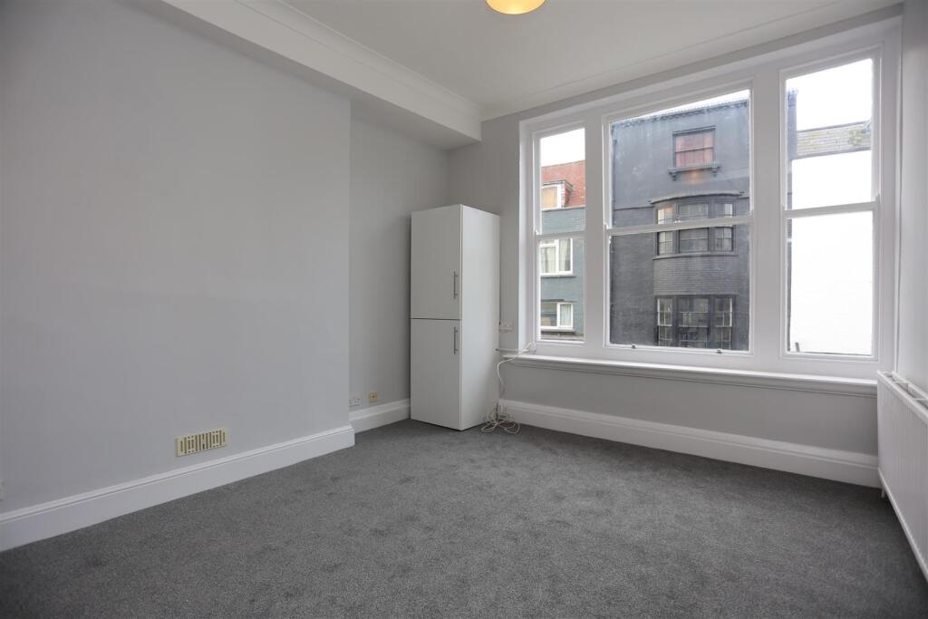 1, 2 St James's Street Mews Living Room (1).JPG
