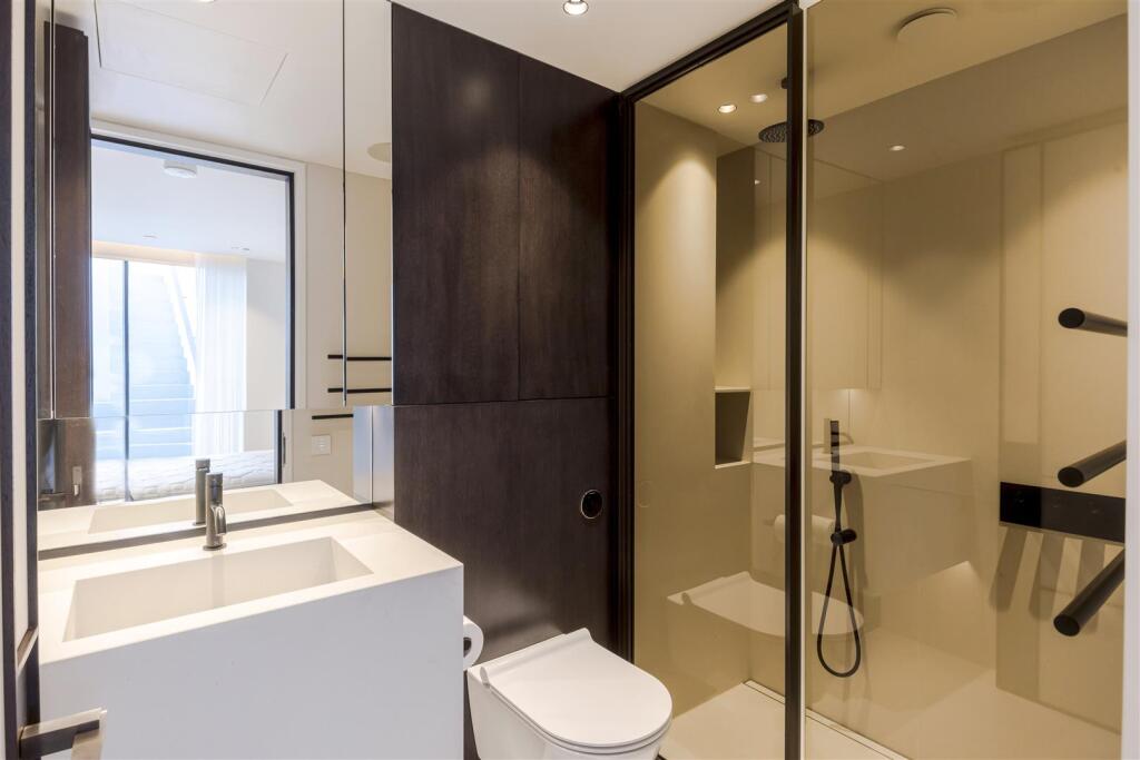 Shower-1.jpg