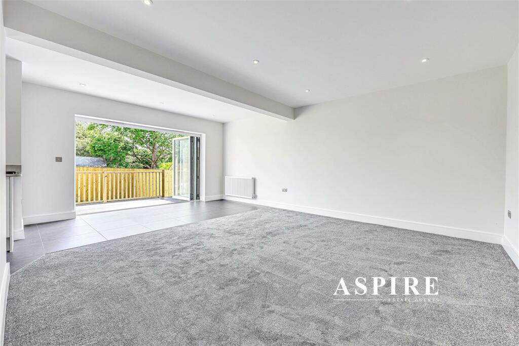 Aspire Estate Agents4.jpg