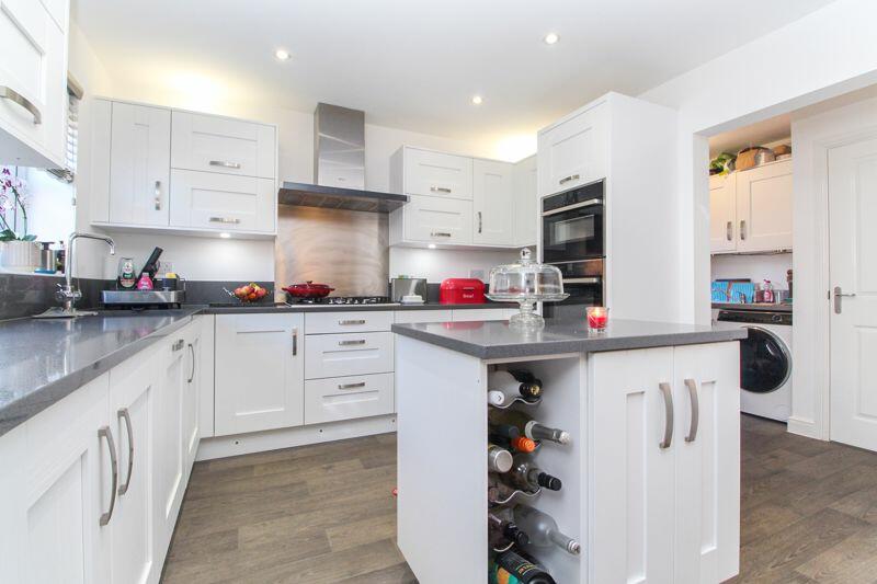 Kitchen/Diner/Family