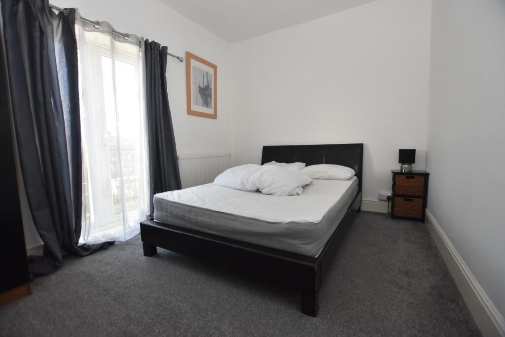BED 3.jpg
