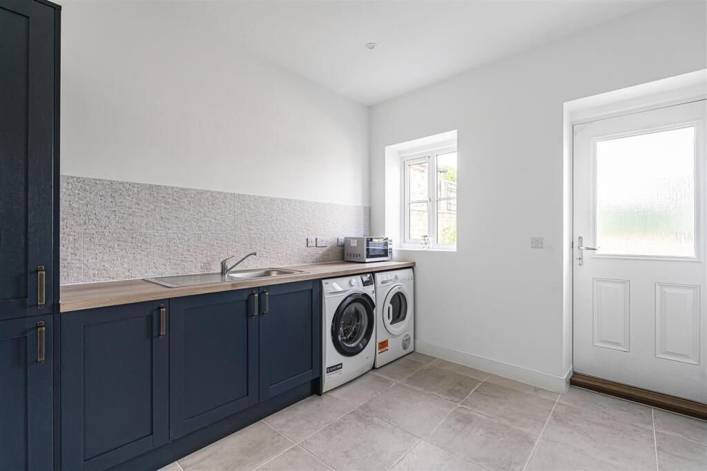 1 Kings Lane, Pury End (33).JPG