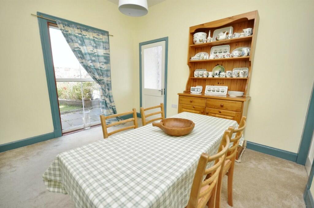 Breakfast Room
