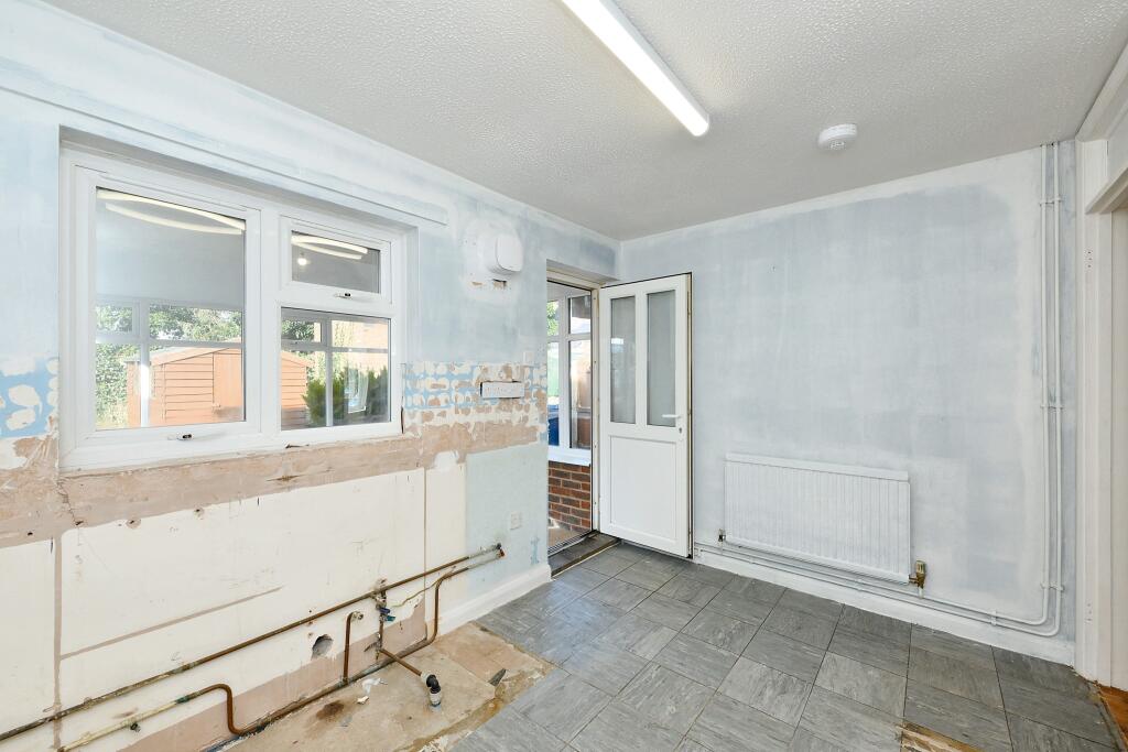 42 The Crescent, St Ives, Cambridgeshire, PE27 6TA