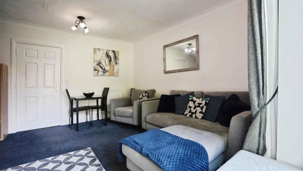 74381d12-F-4E79-81FB-EF239D8BDEAE-4153-0000030CBC3