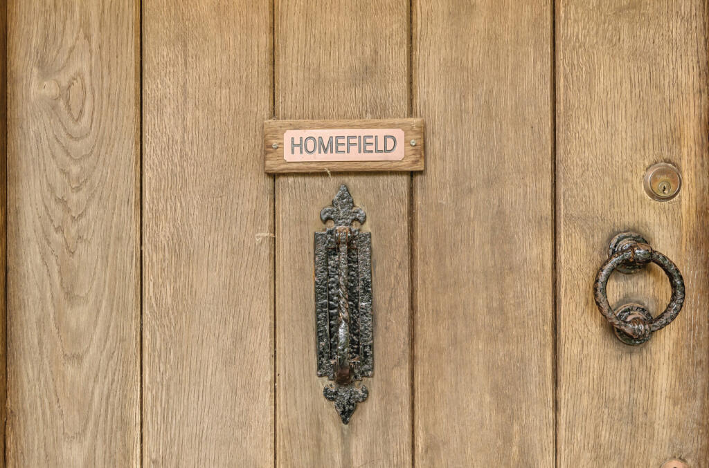 1298008-51-682e32...