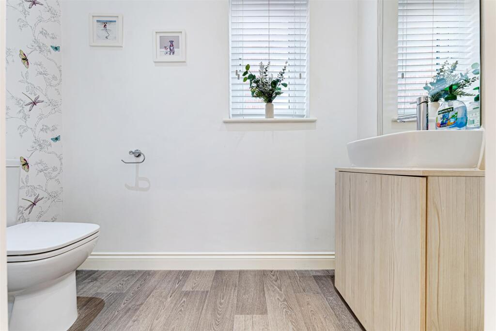 12 Atherton Drive-26.jpg