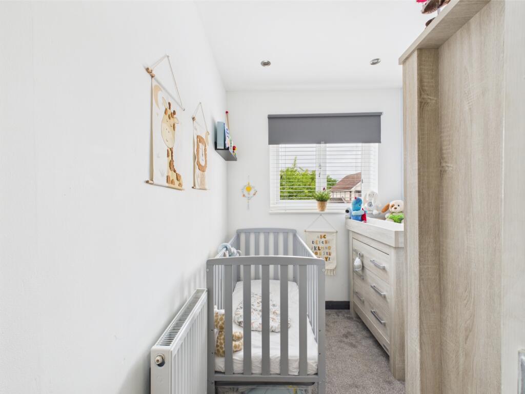 CAM03729G0-PR0054-STILL019