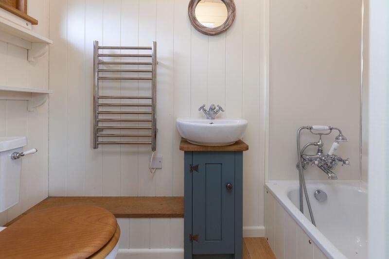 Bathroom in Shepherds Hut 