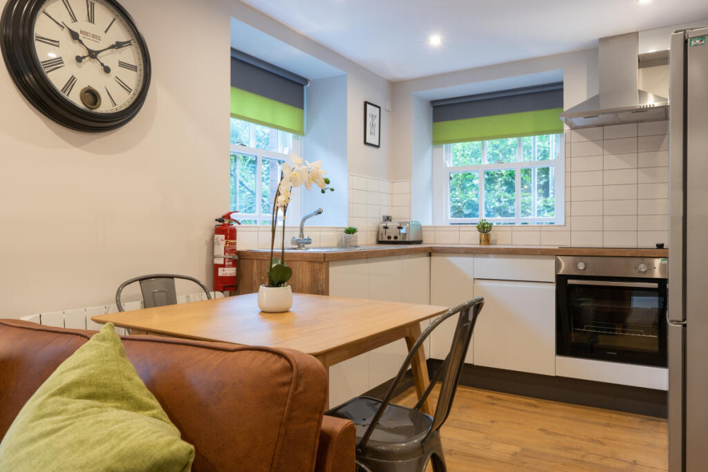 Jesmond View Block A Flat 9 living room 3