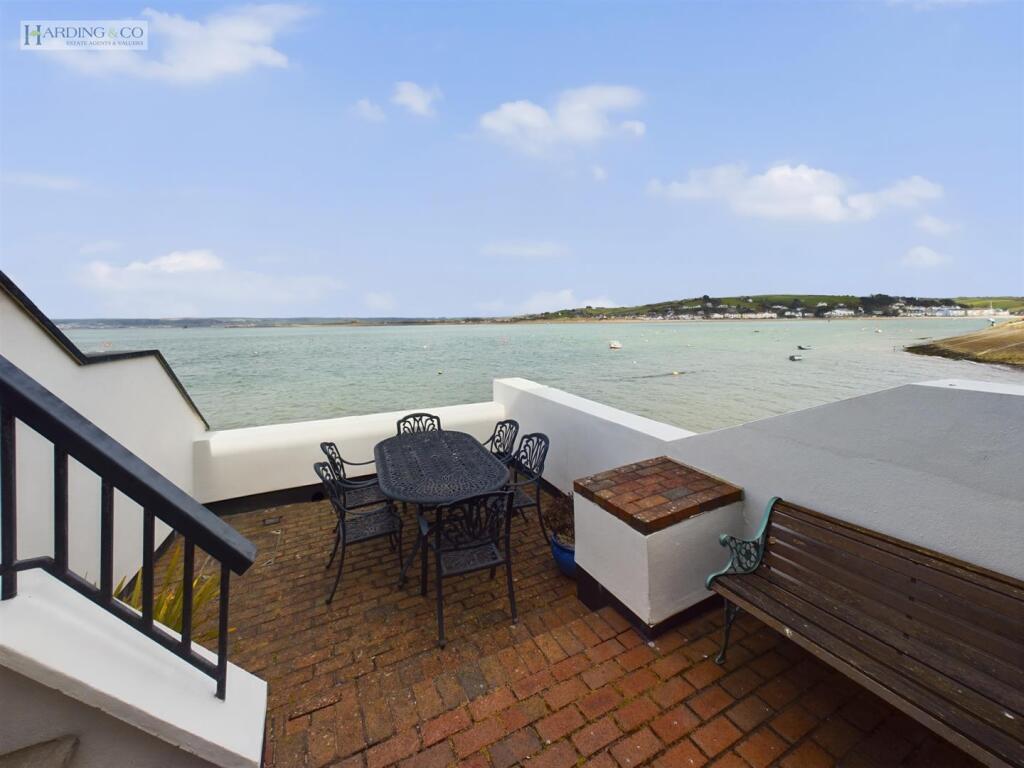 Lower Terrace iii.jpg