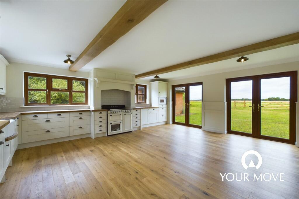 Kitchen/Dining/Famil