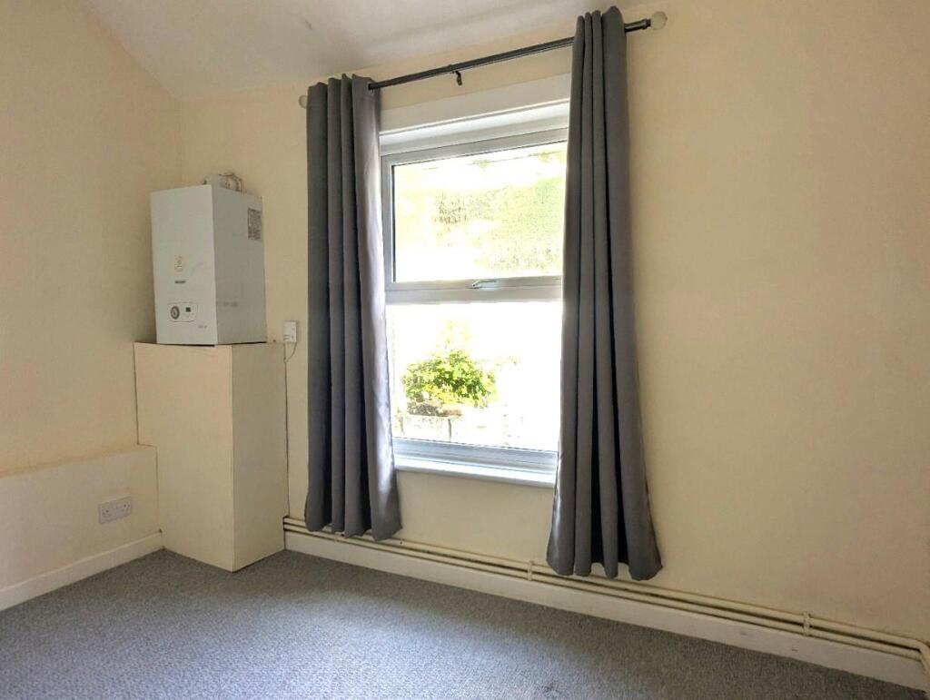 Main Bedroom 1.jpg
