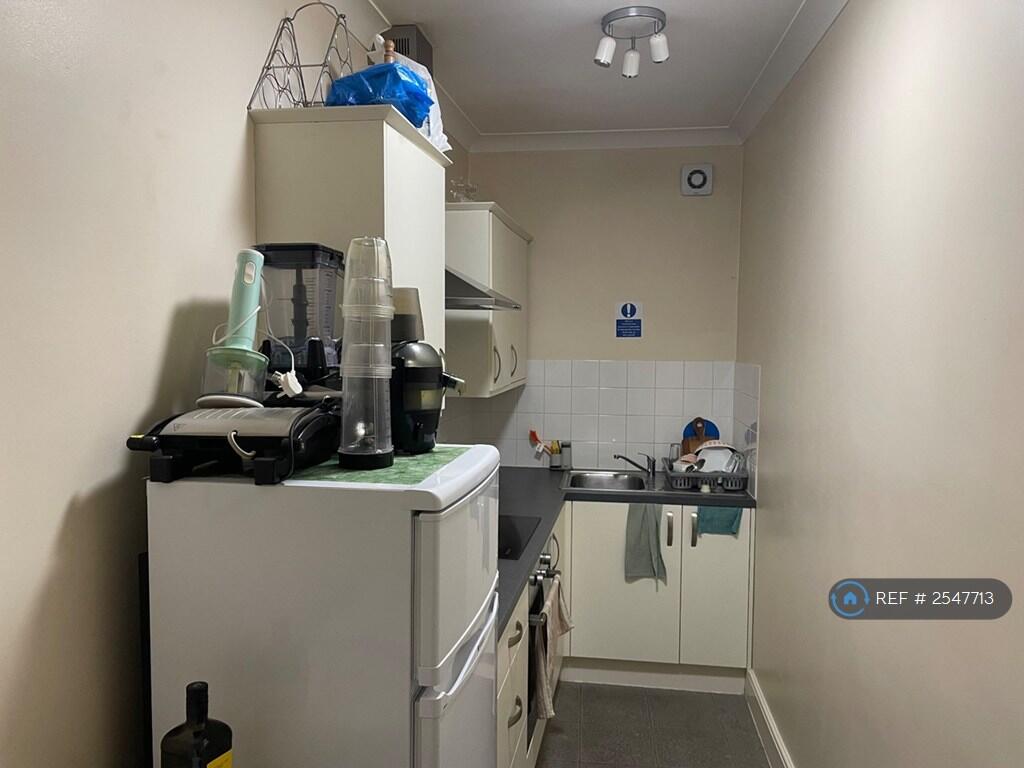 Kitchen 2