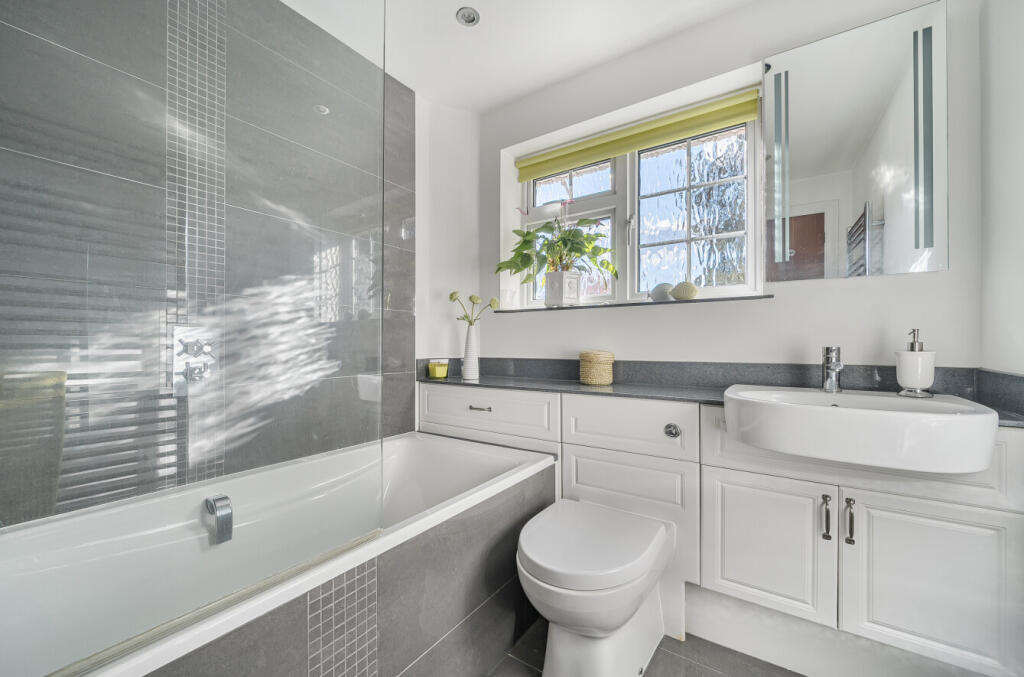 1360121-23-68dc03...