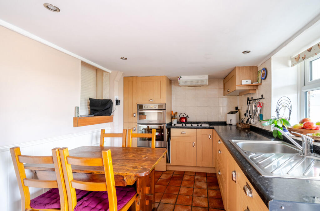 1374477-21-6908b1...