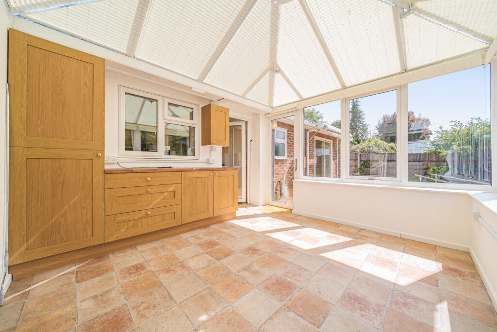 1305051-7-684c3bb...