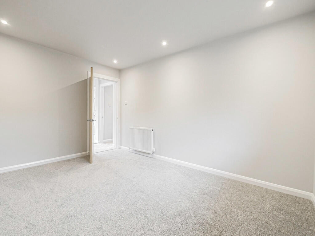 Bedroom 2-2