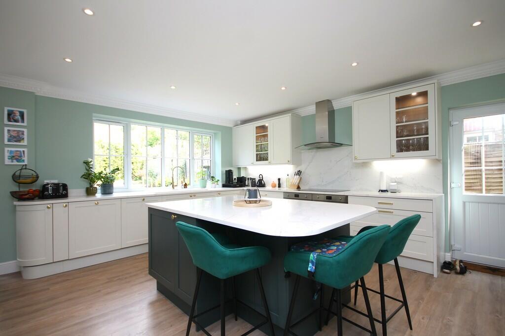 Kitchen 2 