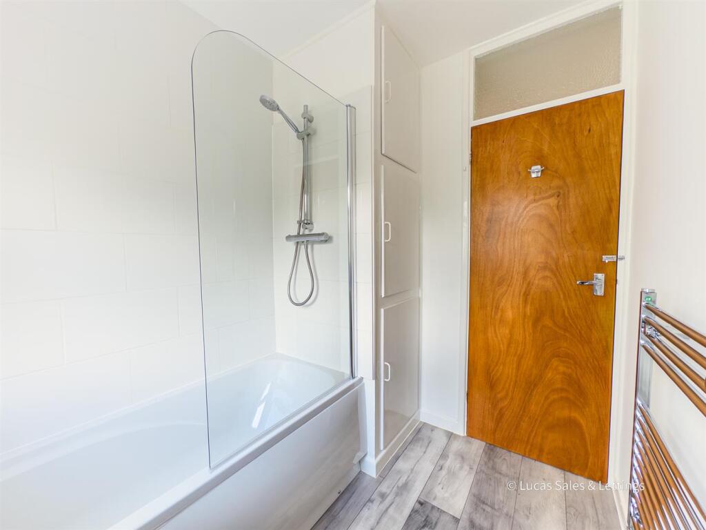 112 Gipsy Lane Kettering-05.jpg