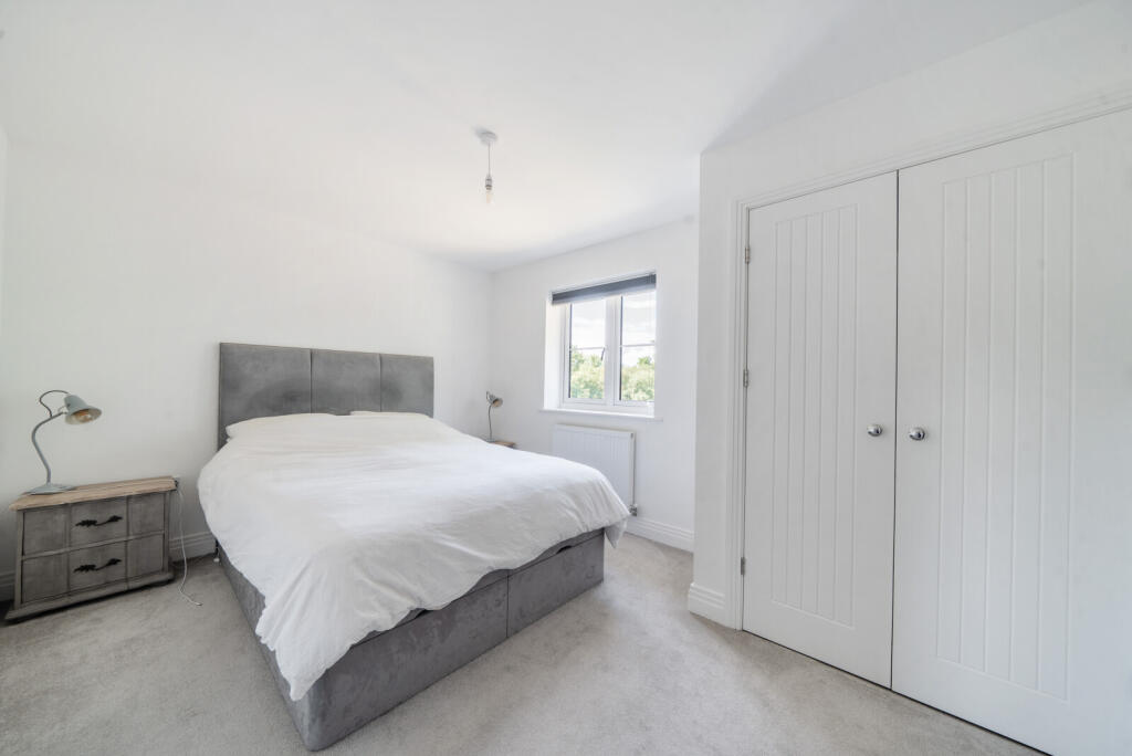 1317858-22-686bee...