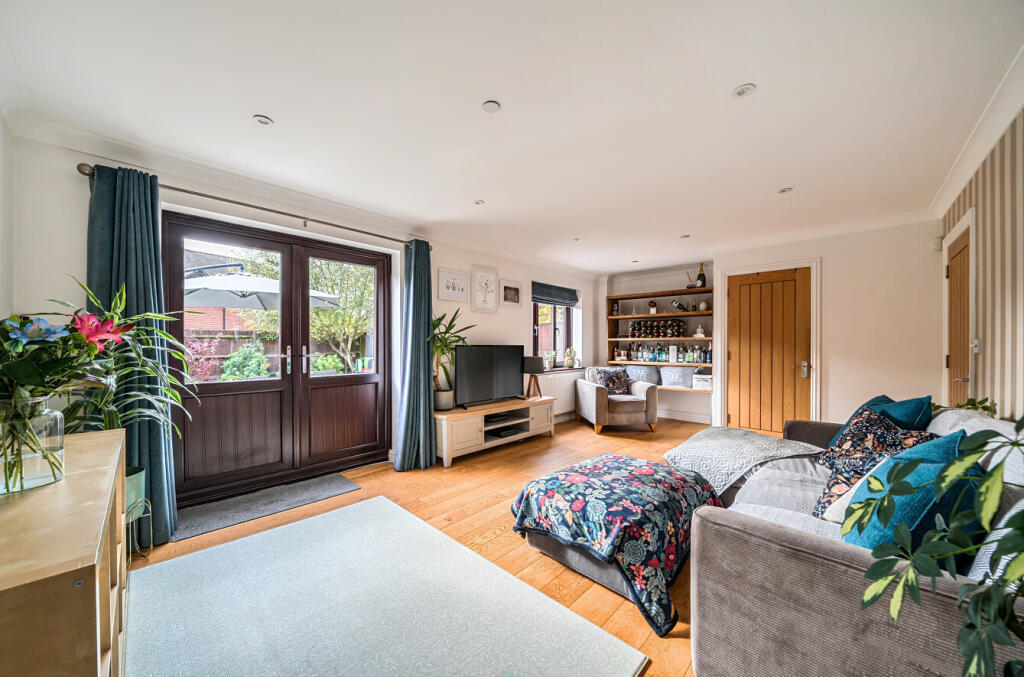 1363477-11-690350...