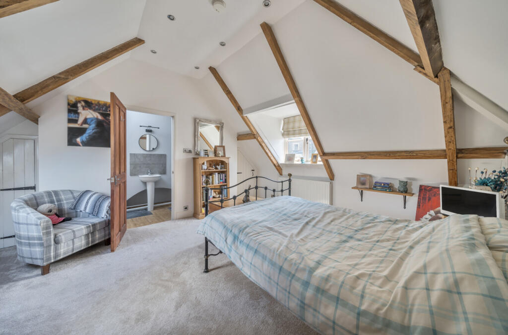 1340797-7-68a73e8...