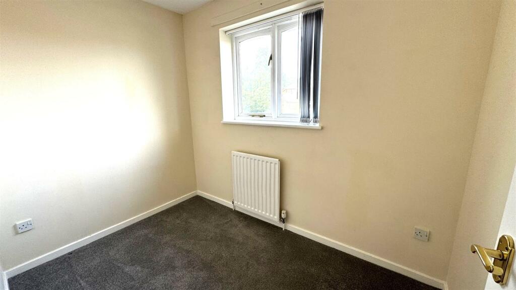 Bedroom 2.jpg