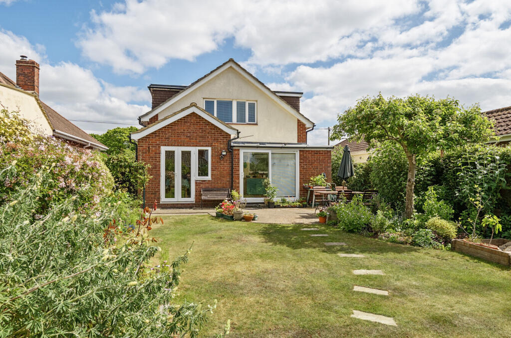 1-6819eb72c9c10-1...