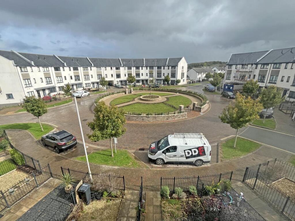 Coscombe Circus 25 - View (2).jpg