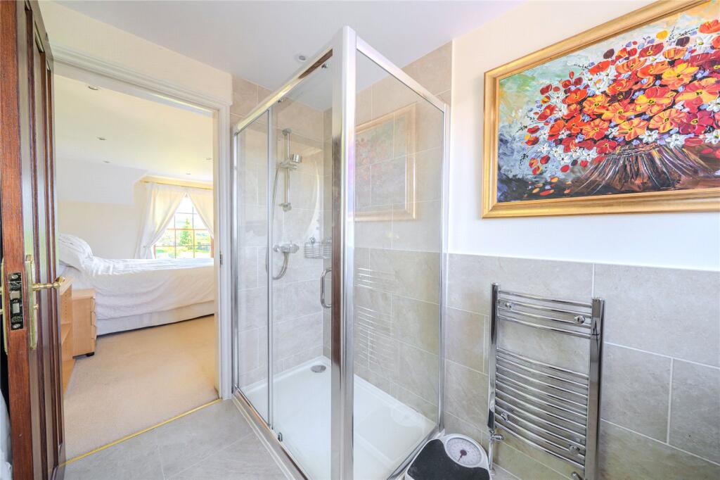 En Suite Shower Room