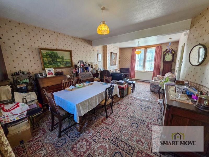 Dining Room into Lounge