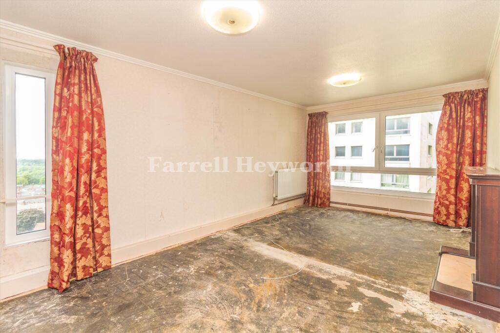 Lounge image 2