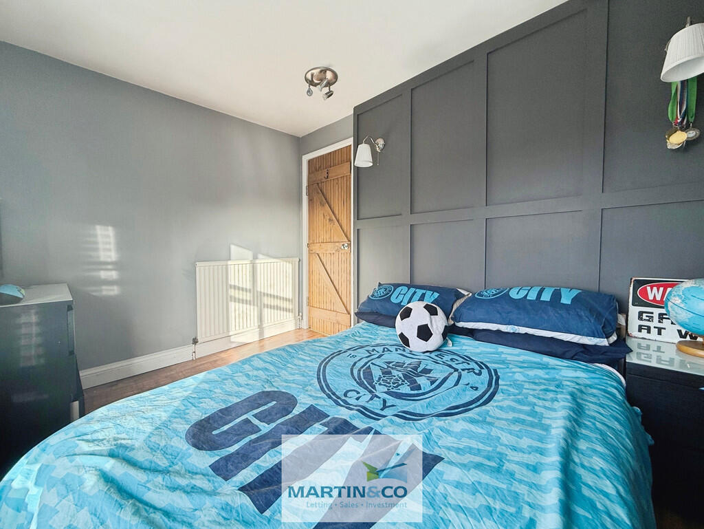 928f76e8--4C13-A7...