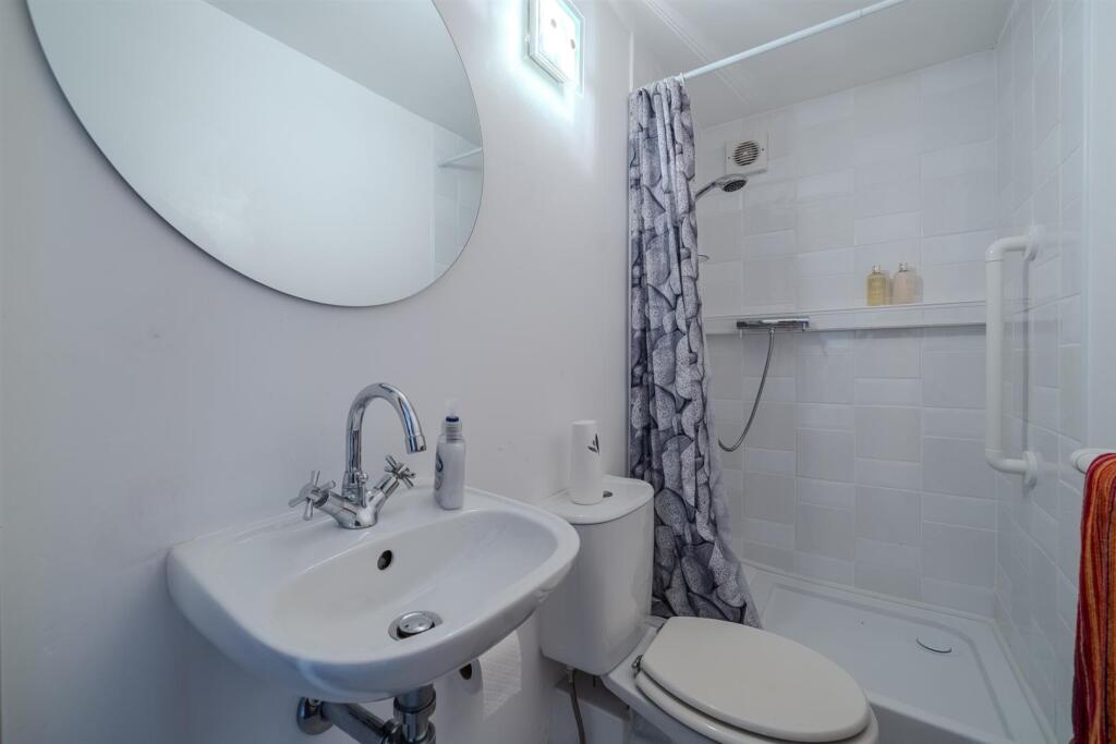 19 Oaks Court-54.jpg