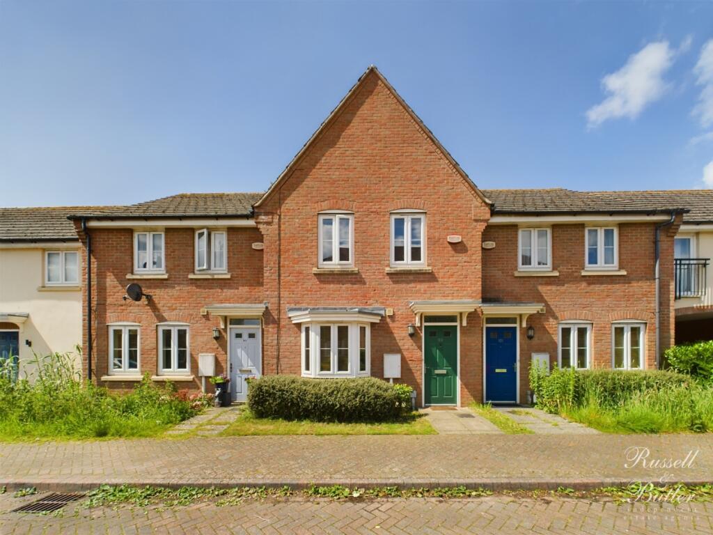 CAM02127G0-PR0172-STILL027