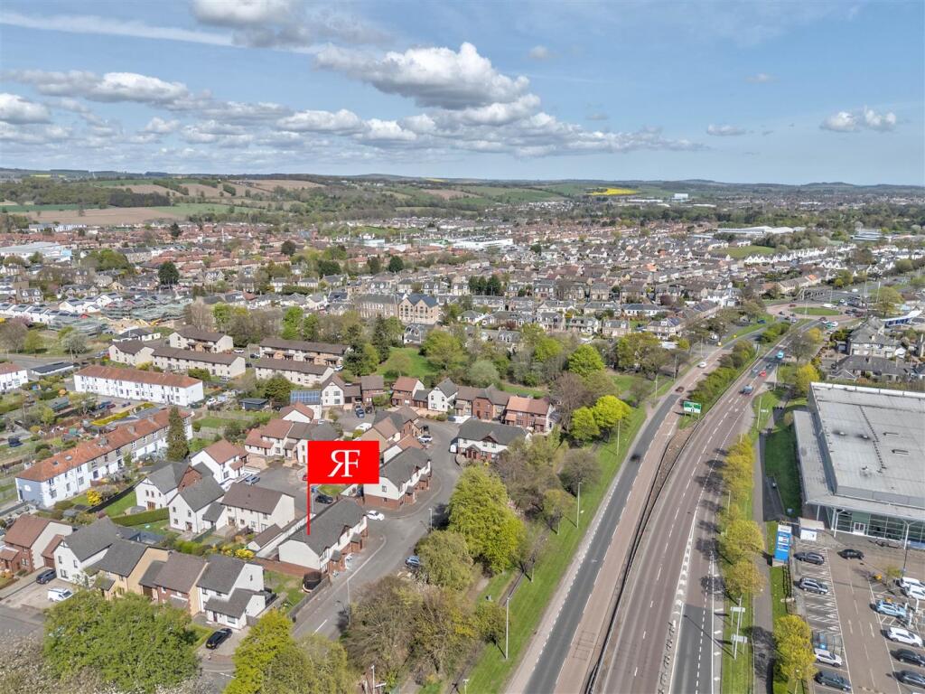 1 Charlotte Close Dundee-12.JPG