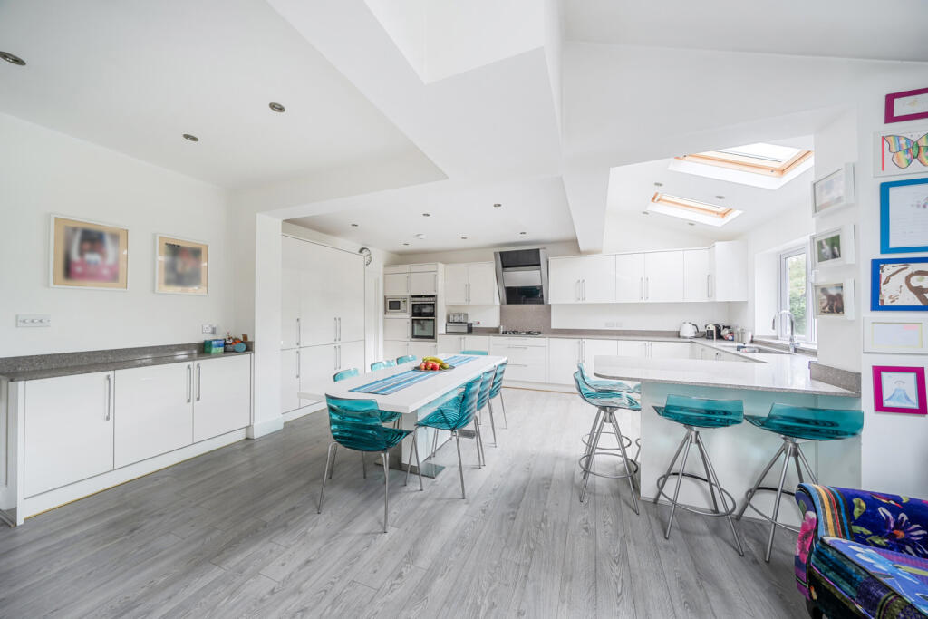 1348986-14-68c19d...