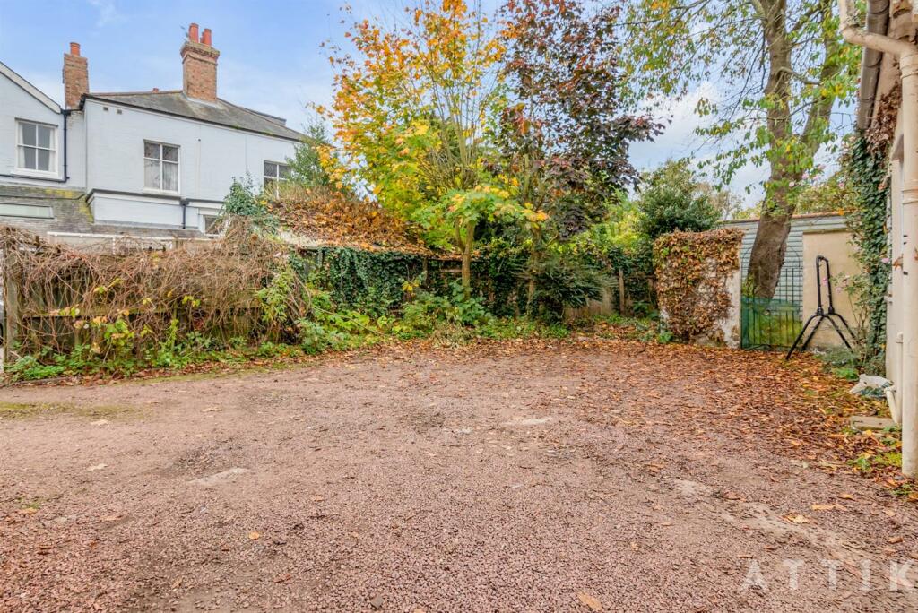 4 Gables, Bridge Street, Halesworth, IP19 8AQ (36)