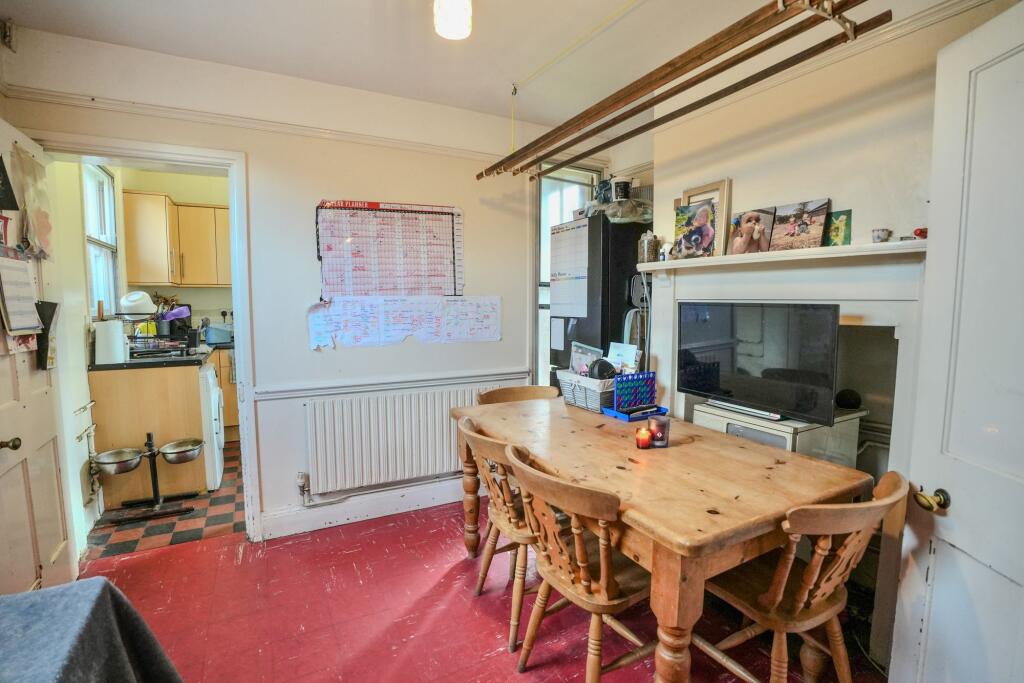 Breakfast Room