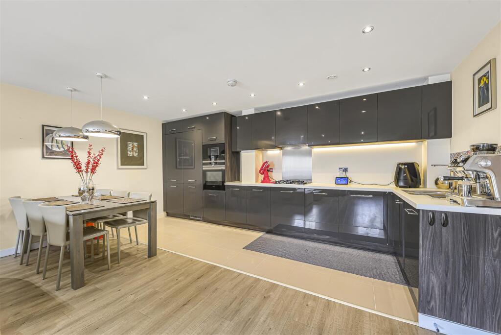 SITTING / DINING ROOM &amp; KITCHEN