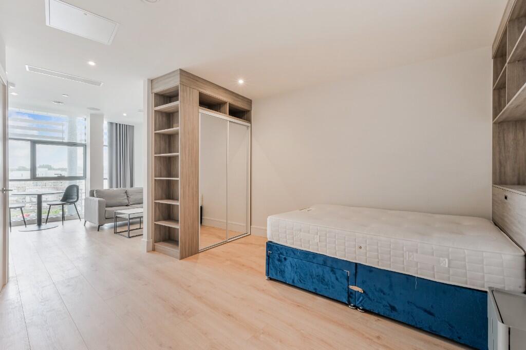 Station Road, Addlestone, Surrey, KT15