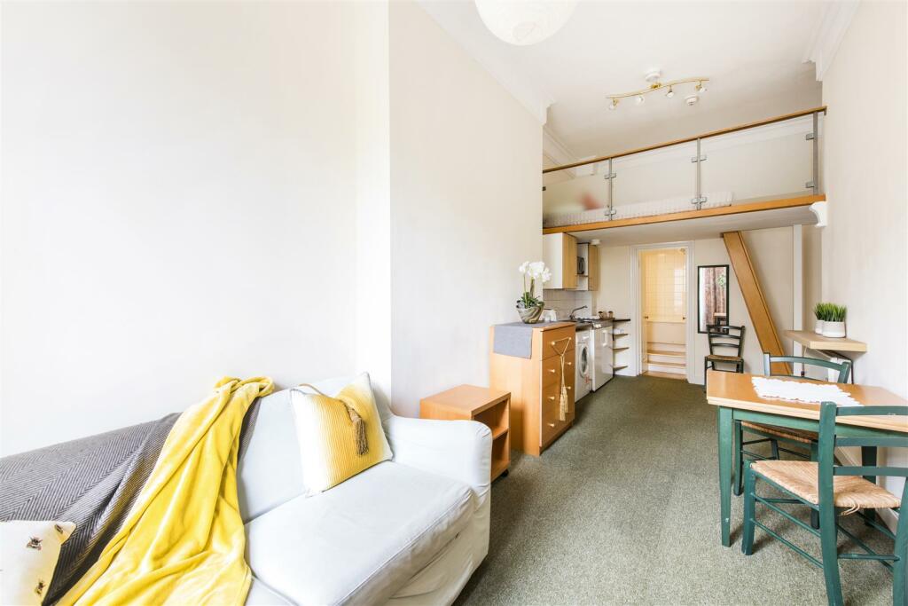 10, 27 Lancaster Gate Hi-7.jpg