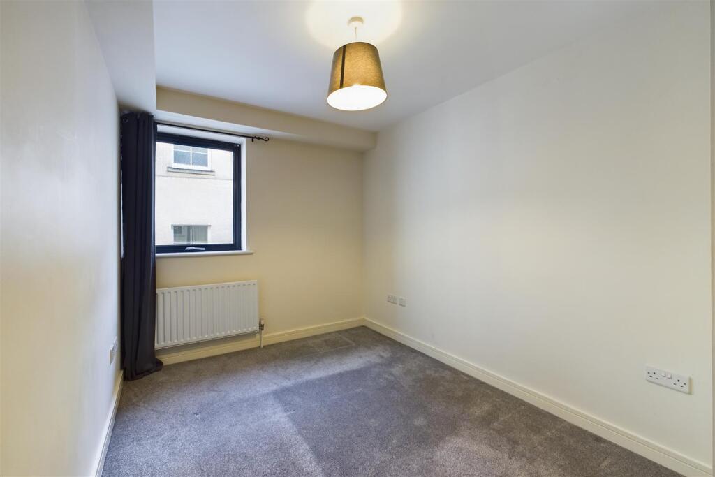 Flat 9, 3 Norfolk Heights, Norfolk Avenue, St Paul