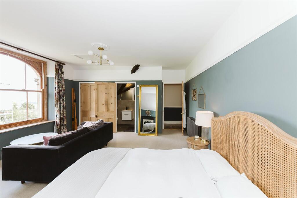 Bannerleigh House (26).jpg